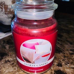Sold!!! Yankee candle